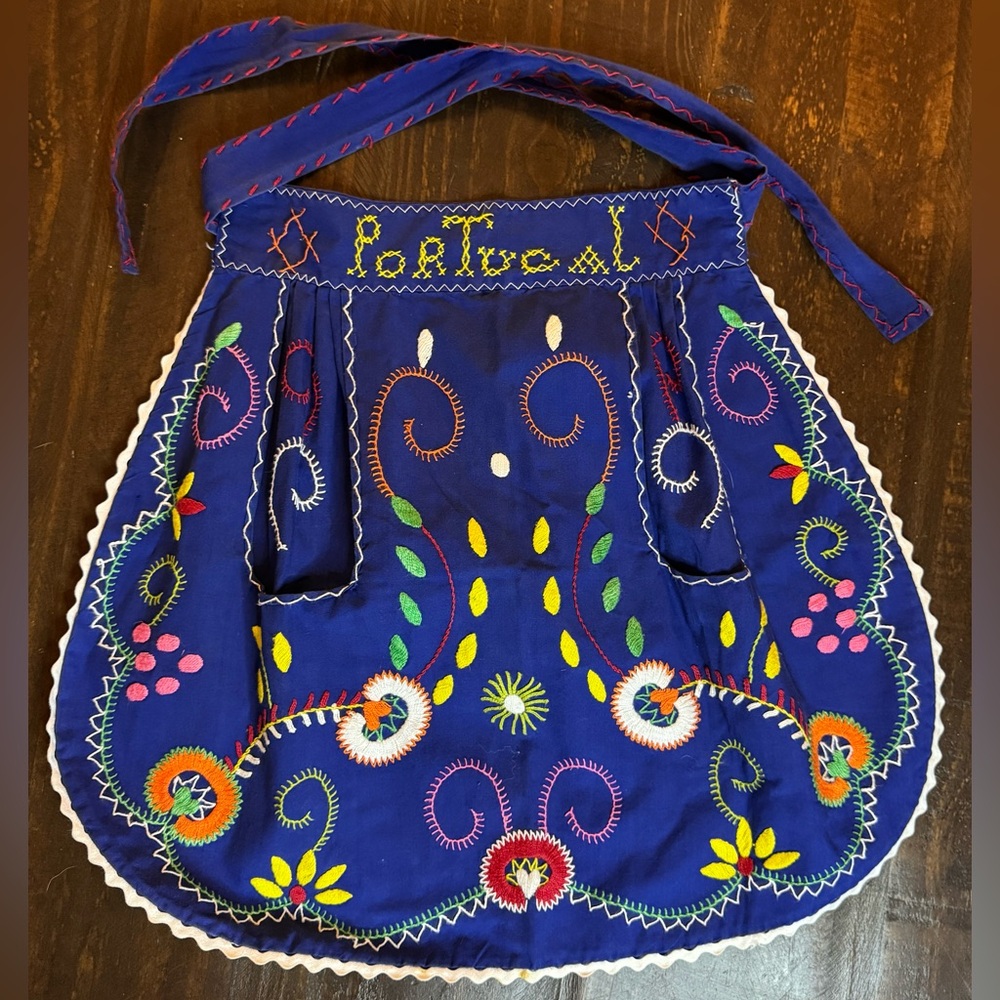 VTG Portuguese Artisan Vibrant Blue Folk Art Embroidered Waist Apron Wrap